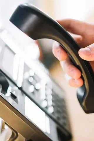 TIẾP NHẬN THÔNG TIN,<br>NHU CẦU KHÁCH HÀNG<br>VÀ TƯ VẤN CHUYÊN SÂU